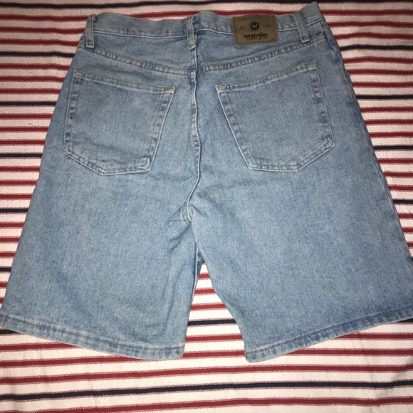 Jean shorts - Picture 1 of 2